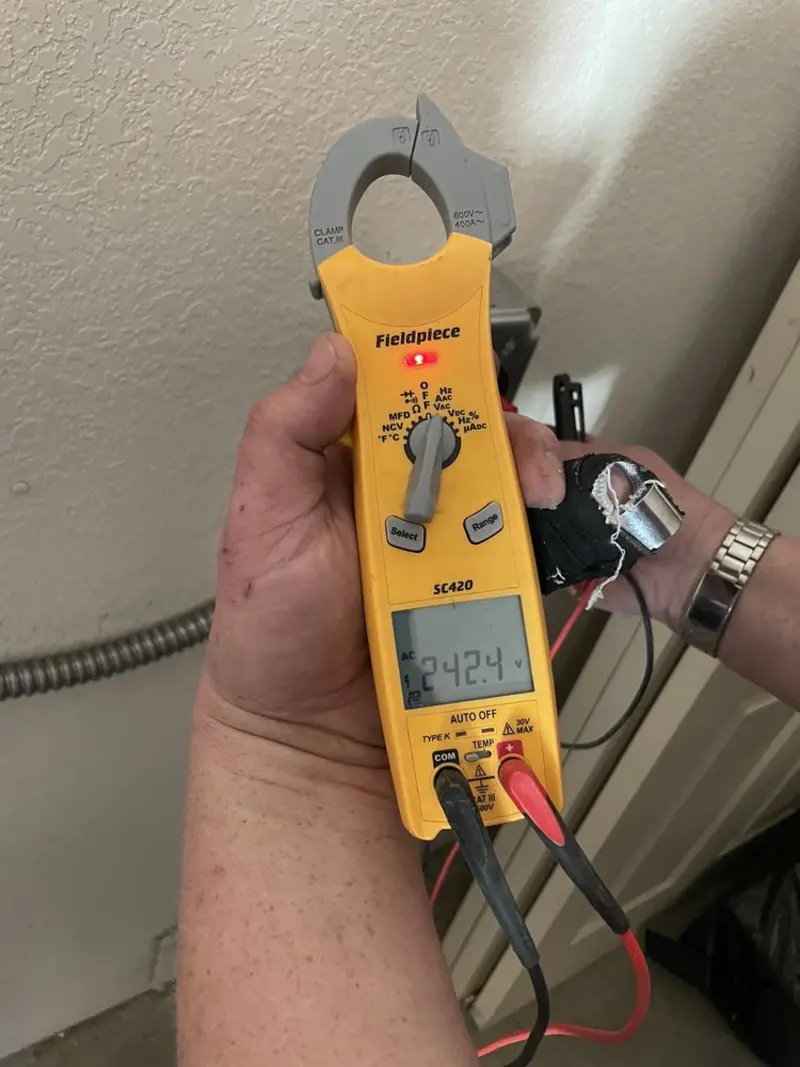 Voltage testing with clamp meter during Generator Installation in Jenkins